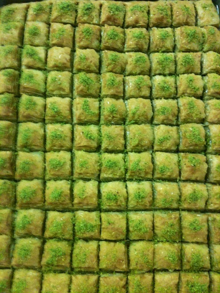 Premium Antep Baklava with Pistachios