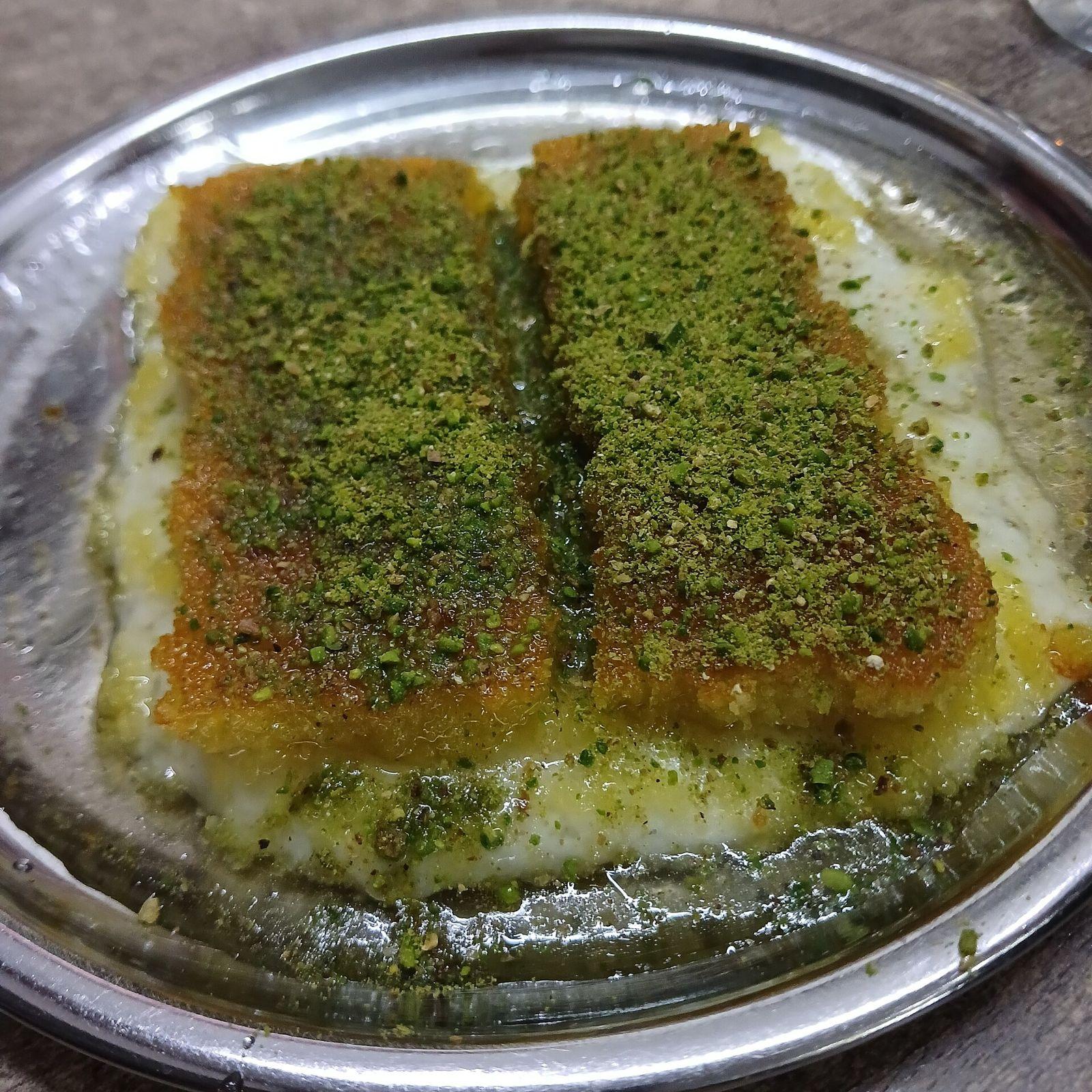 Pasha Kunefe with Syrup